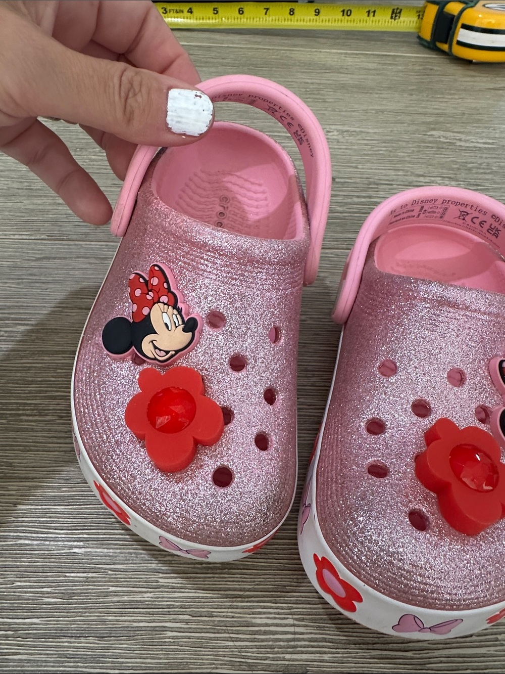 Disney Pink Glitter Clog Sandals with Minnie Mouse and Red Flower Charms - Picture 3 of 6